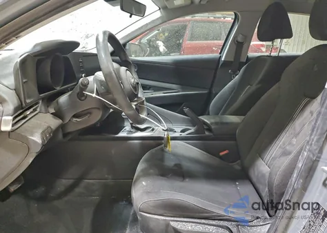 2023 Hyundai Elantra Sel z USA, uszkodzony, nr VIN KMHLM4AG8PU423993